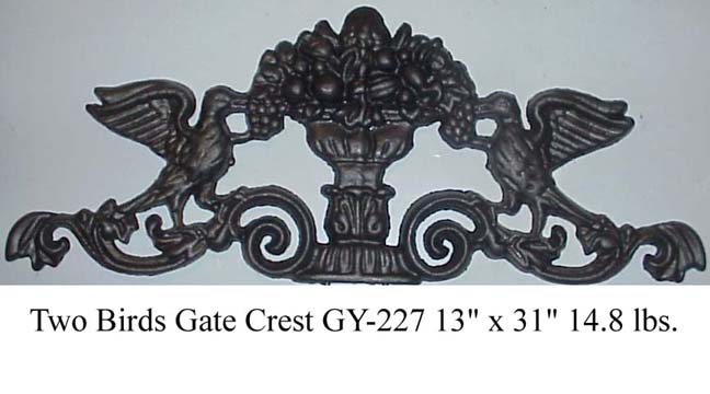 gy227twobirdsgatecrest